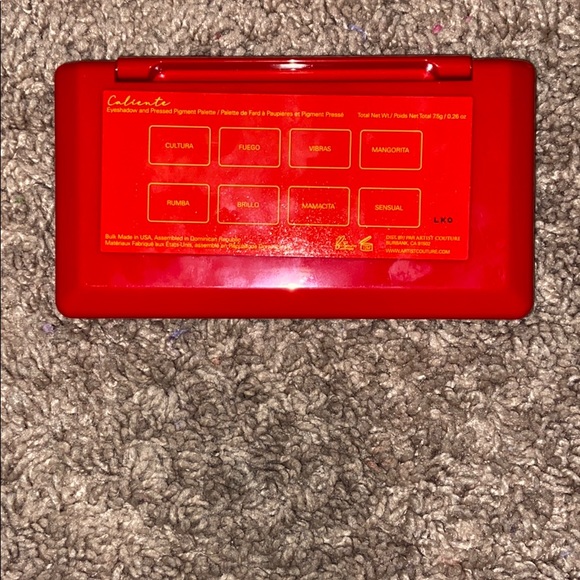 Artist couture - Picture 2 of 3